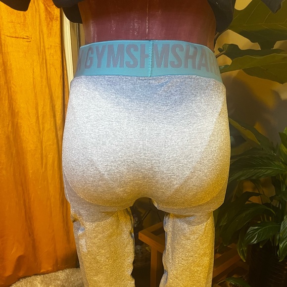 Gymshark Flex Pants - Picture 2 of 2